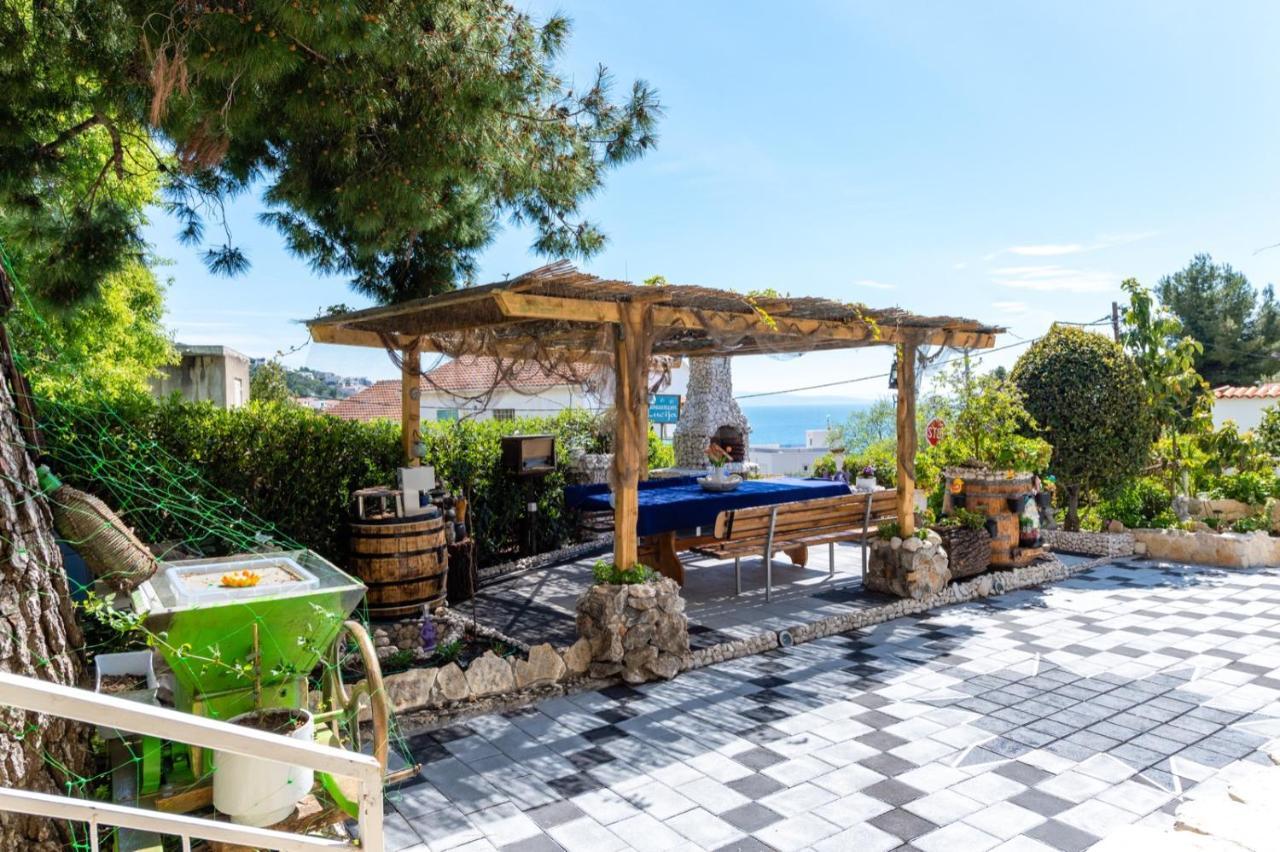 טרוגיר Apartments Lucija מראה חיצוני תמונה