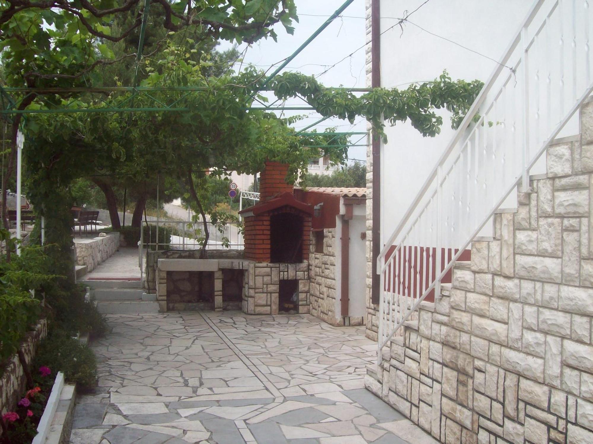 טרוגיר Apartments Lucija מראה חיצוני תמונה